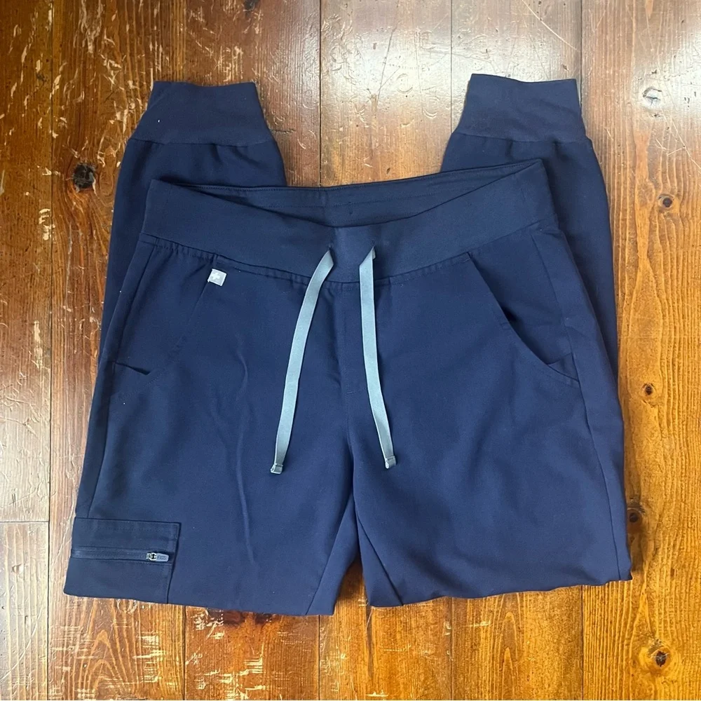 FIGS XS/SP NAVY BLUE SCRUBS SET